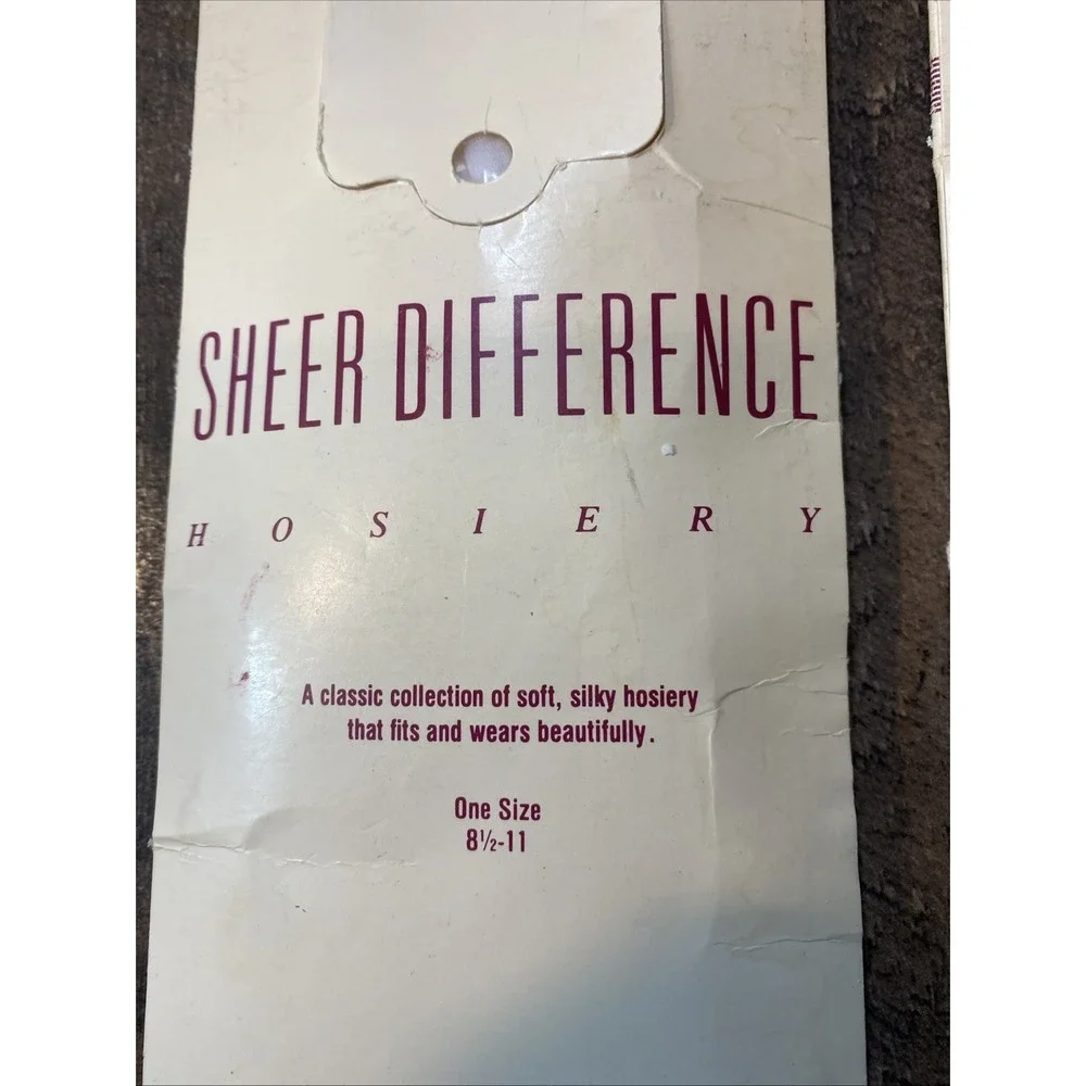 Nordstrom Vintage Sheer Difference Knee Highs White One Size Sheer Support 1990s - Picture 7 of 10